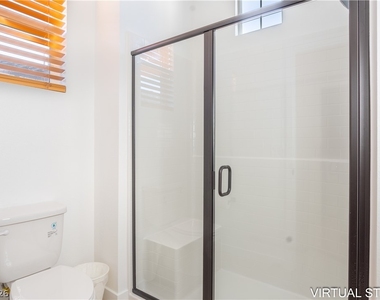188 Vanhoy Avenue - Photo Thumbnail 19