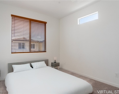 188 Vanhoy Avenue - Photo Thumbnail 14