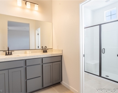 188 Vanhoy Avenue - Photo Thumbnail 18