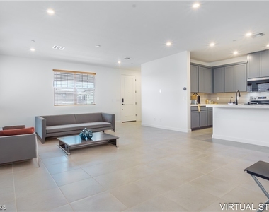 188 Vanhoy Avenue - Photo Thumbnail 4