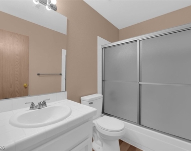 4300 N Lamont Street - Photo Thumbnail 14