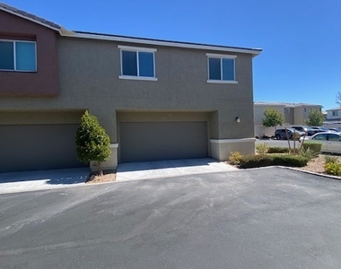 12238 Plum Mist Court - Photo Thumbnail 7