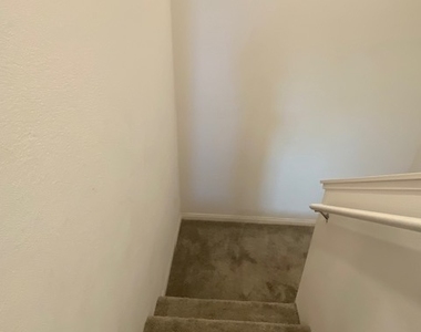 12238 Plum Mist Court - Photo Thumbnail 32