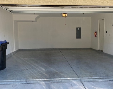 12238 Plum Mist Court - Photo Thumbnail 13