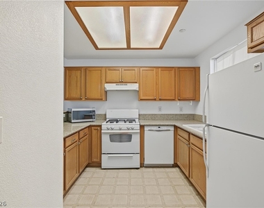 833 Aspen Peak Loop - Photo Thumbnail 6