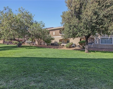 833 Aspen Peak Loop - Photo Thumbnail 24
