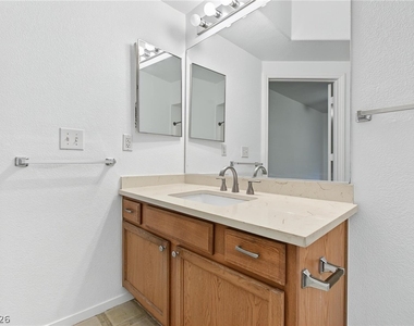 833 Aspen Peak Loop - Photo Thumbnail 18