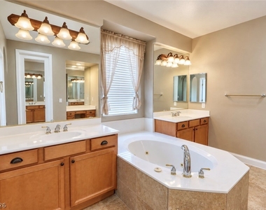 11376 Rancho Portena Avenue - Photo Thumbnail 22