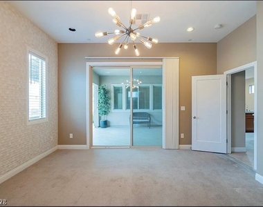 412 Cadence View Way - Photo Thumbnail 9