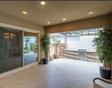 412 Cadence View Way - Photo Thumbnail 2
