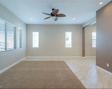 412 Cadence View Way - Photo Thumbnail 7