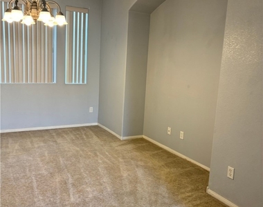 11425 Drappo Avenue - Photo Thumbnail 1