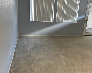 11425 Drappo Avenue - Photo Thumbnail 18