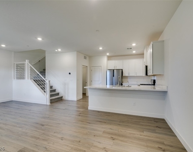 160 Silver Run Lane - Photo Thumbnail 9