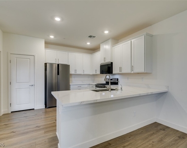 160 Silver Run Lane - Photo Thumbnail 12