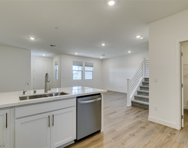 160 Silver Run Lane - Photo Thumbnail 17