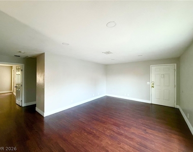 5219 Caliente Street - Photo Thumbnail 6
