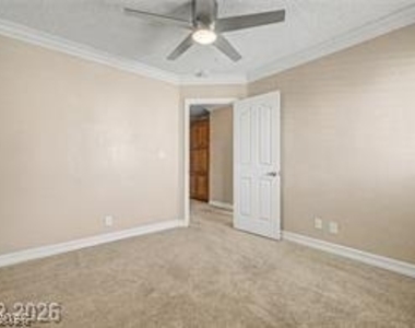2725 Dune Cove Road - Photo Thumbnail 16