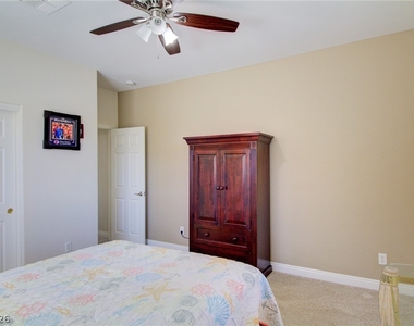 8925 Monte Oro Drive - Photo Thumbnail 30