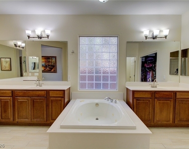 8925 Monte Oro Drive - Photo Thumbnail 23