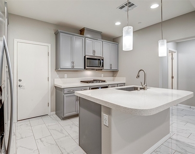 73 Alamere Falls Drive - Photo Thumbnail 8