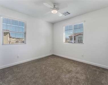 871 Watford Place - Photo Thumbnail 16