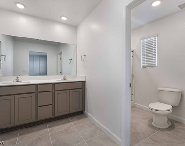 871 Watford Place - Photo Thumbnail 12