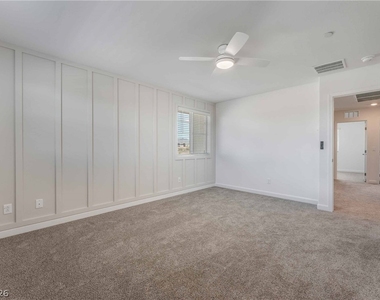 871 Watford Place - Photo Thumbnail 11
