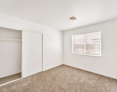 4904 Spring Falls Way - Photo Thumbnail 18