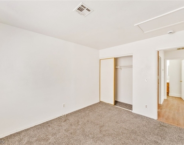 4904 Spring Falls Way - Photo Thumbnail 20