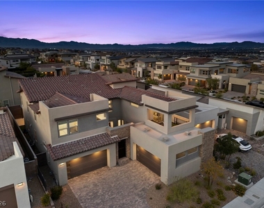 11966 Rockview Point Street - Photo Thumbnail 16