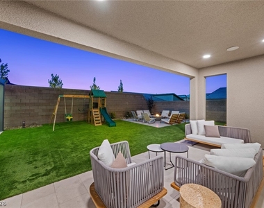 11966 Rockview Point Street - Photo Thumbnail 23