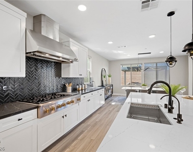 11966 Rockview Point Street - Photo Thumbnail 30