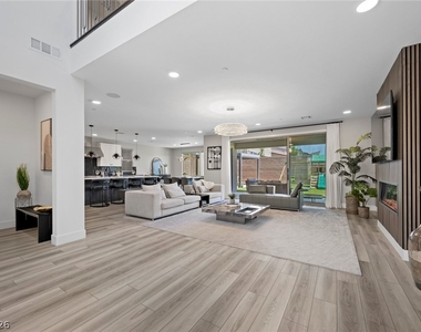 11966 Rockview Point Street - Photo Thumbnail 26