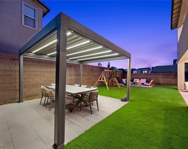 11966 Rockview Point Street - Photo Thumbnail 2