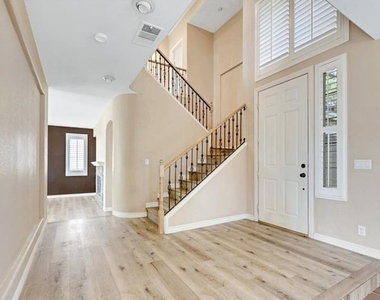 1804 Snow Spring Lane - Photo Thumbnail 4