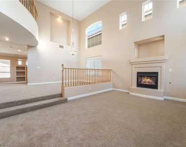 884 Sweeping Vine Avenue - Photo Thumbnail 2