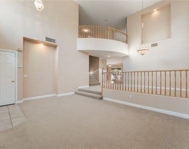 884 Sweeping Vine Avenue - Photo Thumbnail 5