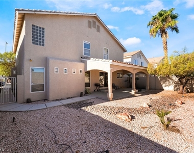 884 Sweeping Vine Avenue - Photo Thumbnail 1