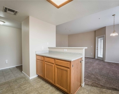833 Aspen Peak Loop - Photo Thumbnail 4