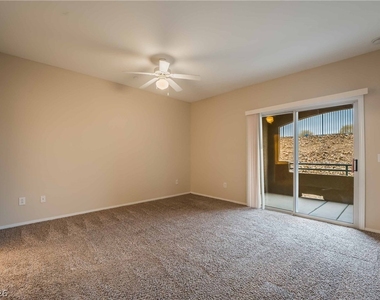 833 Aspen Peak Loop - Photo Thumbnail 7