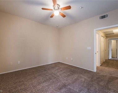833 Aspen Peak Loop - Photo Thumbnail 14