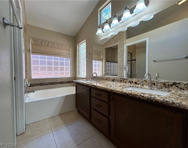 10404 Horseback Ridge Avenue - Photo Thumbnail 19