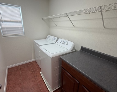 3441 Visionary Bay Avenue - Photo Thumbnail 27