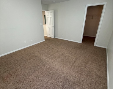 3441 Visionary Bay Avenue - Photo Thumbnail 34