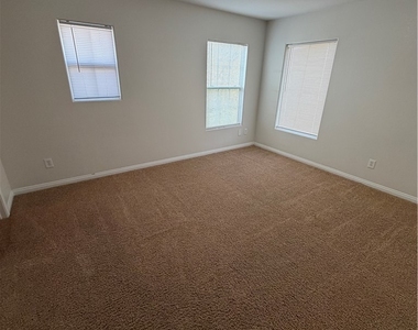3441 Visionary Bay Avenue - Photo Thumbnail 32