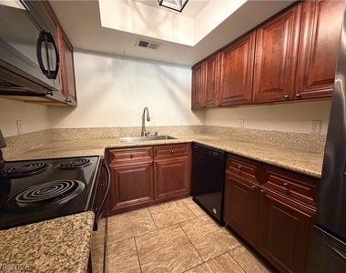 1133 Willow Tree Drive - Photo Thumbnail 6