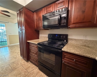 1133 Willow Tree Drive - Photo Thumbnail 8