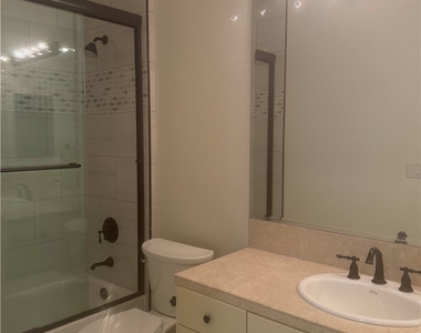 3163 Lido Isle Court - Photo Thumbnail 22
