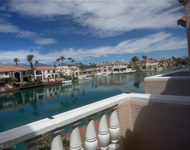 3163 Lido Isle Court - Photo Thumbnail 4